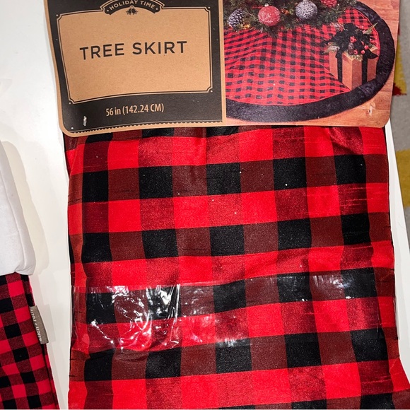 Buffalo Plaid Christmas Tree Skirt and Christmas Stockings - Picture 3 of 4